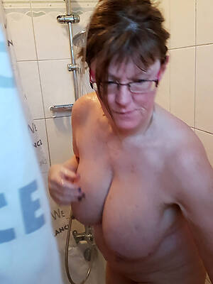 free hd of age wife shower