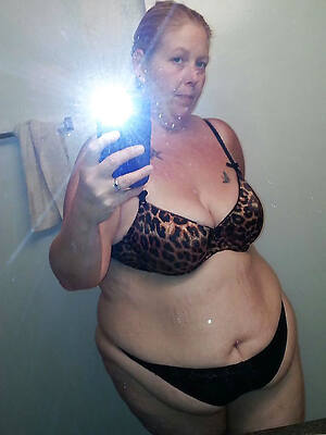 mature selfshot nude