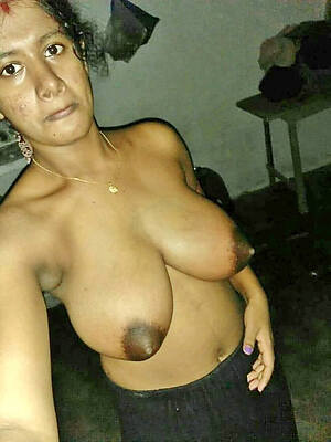 naked pics of mature indian pussy