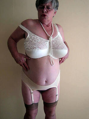 beautiful mature in bras adult home pics