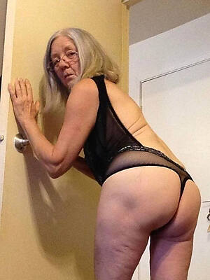 adult horny grannies sex pics