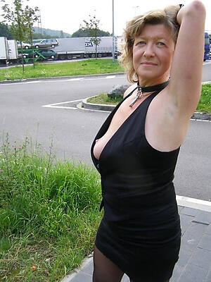 mature single moms adult home pics