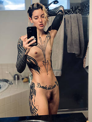 hot mature body of men close by tattoos porn pics