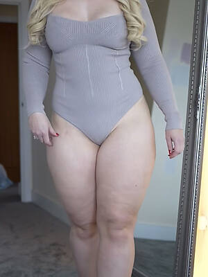 mature hot babes porno free