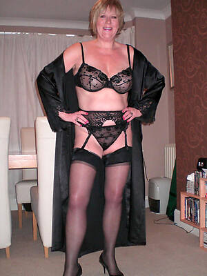 easy hd mature close by stockings and heels pic